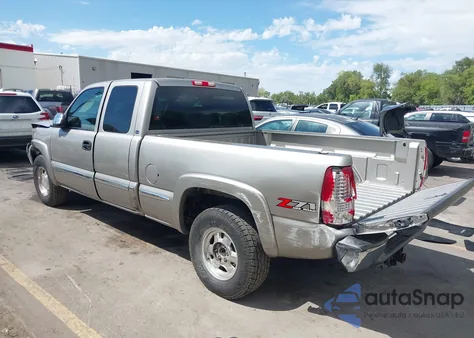 2002 GMC Sierra 1500 Sle из США, поврежденный, VIN 2GTEK19T621171216